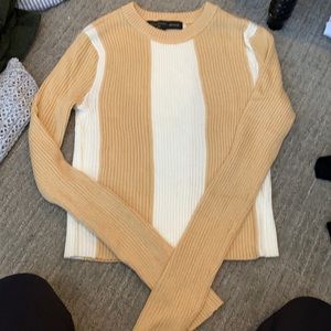 House of Harlow crop sweater never worn